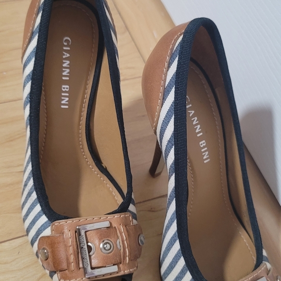 Gianni Bini | Blue & White Striped Leather Heels - Picture 2 of 8